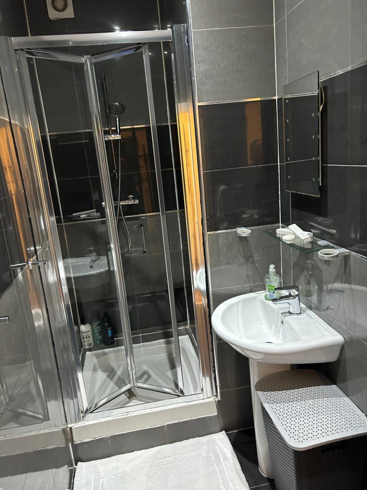 Luxurious 2 Bed Apartment Bedford Exterior foto